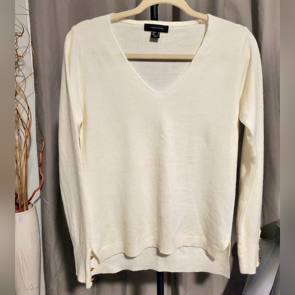 ATMOSPHERE White Sweater - Picture 10 of 11